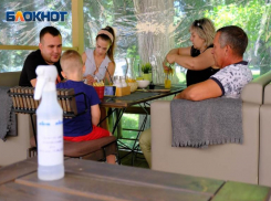 «Начинаем вакцинацию сотрудников и будем стремиться к 75% привитых»: известный волгоградский ресторатор