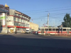 Место проходное: еще один торговый центр продают по частям в Волгограде