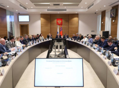 Кого из волгоградских чиновников лишат пенсий 