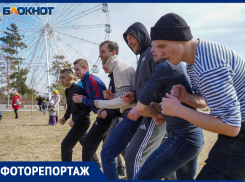 Волгоградцы пошли стенка на стенку в самом центре города