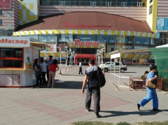 Полиция потребовала продавцов вернуться в заминированные ТЦ, - волгоградцы