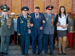 Три четверти населения недовольны работой Андрея Бочарова