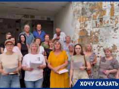 Народный сход из-за сорванной ураганом крыши устроили в Волгограде