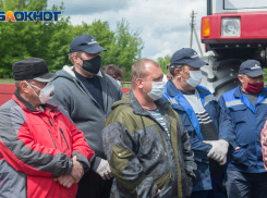 В разгар коронавируса в Волгоградской области поставили под угрозу уборку урожая и оставили крестьян без денег