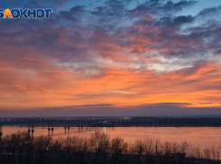 «Хотелось убежать и спрятаться»: тревожную ночь пережили волгоградцы под грохот взрывов