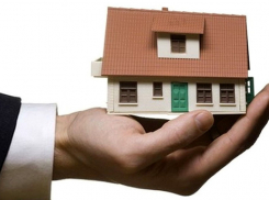 В Волгограде директор УК заплатит 250 тысяч рублей за работу без аттестата 