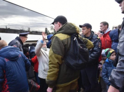 Волгоградцы собрали мобилизованным в зону СВО теплую одежду и продукты