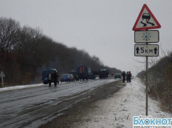 Волгоградских водителей пугают гололедом на трассах