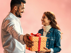 О рисках при покупке подарков к 14 и 23 февраля предупредили волгоградцев 