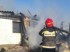 В Волгоградской области сгорели трое человек: один раненый