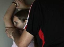 Три дочери и сын попали в сексуальное рабство к родному отцу под Волгоградом 