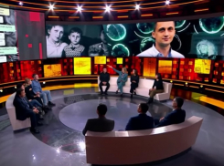 «Кастета не было и жалоб тоже»: адвокат Мелконяна рассказал Ксении Собчак свою версию расправы над Романом Гребенюком