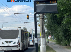 «Убитые» табло и камеры починят на остановках Волгограда