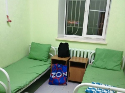 На отсутствие лекарств и невыносимую жару в детском ковидном госпитале пожаловалась волгоградка