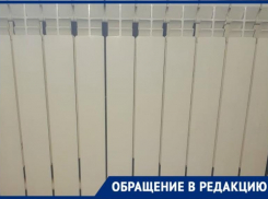 «Ну вы потерпите до весны»: с двумя детьми в квартире замерзает жительница Гумрака