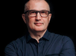 Бывший генеральный секретарь партии любителей пива и звезда волгоградской политики Константин Калачев отмечает день рождения