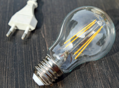 В Дзержинском районе Волгограда жителей снова оставили без света и воды