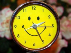 Жители Волгограда требуют солнца и стрелок