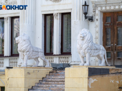 Волгоградский НЭТ второй день подряд отменяет спектакли