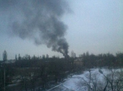 На территории завода «Каустик» в Волгограде вспыхнул пожар