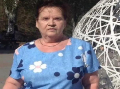 Пенсионерка с почти полным отсутствием зрения пропала в Волжском