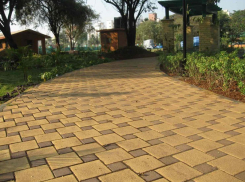 Больше 3 млн рублей выделили на благоустройство парка в селе Аксай Волгоградской области 