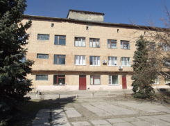 Волгоградский пенсионер устроил рождественскую поножовщину