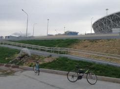 Под стадионом «Волгоград Арена» забил фонтан