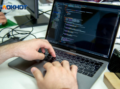 Волгоградцев спасли от отключения интернета и телевидения