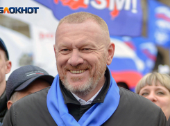 Лидера волгоградской «Единой России» изгнали из комиссии по присвоению почетных званий