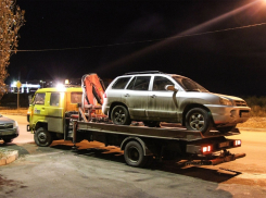 В Волжском повсеместно будут эвакуировать брошенные под знаками машины