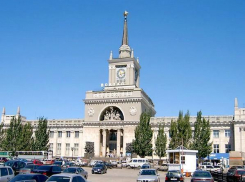 На привокзальной площади Волгограда продолжается модернизация