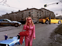 Проехаться с шиком супергероя по Нулевой Продольной: авто из известных фильмов продают в Волгограде