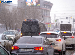 Из-за метели закрыты трассы в Волгоградской области