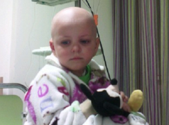 «Варенька, живи»: Чулпан Хаматова подарит жизнь 2-летней волгоградке