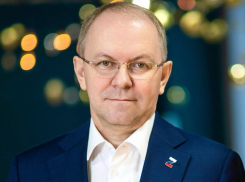 Глава волгоградских справоросов Дмитрий Калашников отмечает день рождения