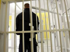 Осужденный покусал сотрудника колонии №12 в Волжском 