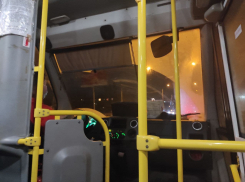 В Волгограде маршрутчик №3С раздаёт деньги пассажирам