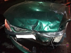 Два человека пострадали после лобового столкновения LADA и Opel на перекрестке в Волжском