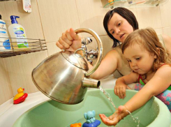 Тысячи жителей Волгограда на 3 дня останутся без горячей воды