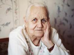Лжесотрудницы ЖЭУ из Волгограда похитили 170 тысяч у 89-летней пенсионерки