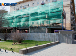 Волгоградский активист призвал бизнесменов бойкотировать фуд-корт у Центрального рынка