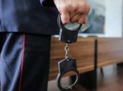 32 – летний житель Камышина не выдержал и обчистил инвалида