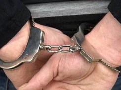 Под Волгоградом инспектора колонии осудят за передачу телефонов заключенным