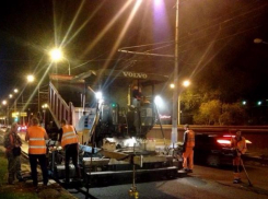В Волгограде по ночам фрезеруют Вторую Продольную