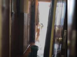 Кипяток заливает квартиры в элитном доме на  Аллее Героев в Волгограде