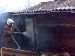 Под Волгоградом в сарае сгорел 16-летний школьник