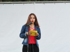 В Комсомольском саду волгоградцы смогут попробовать себя в StandUp  шоу