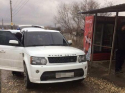 Арестован волгоградец, стрелявший из Range Rover в свадебном кортеже