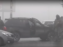 Волгоградцы сняли на видео работу спецподразделения «Гром» на проспекте Жукова